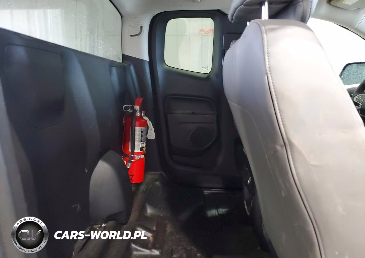 2019 Chevrolet Colorado VIN:1GCHSBEAXK1351389 - 10