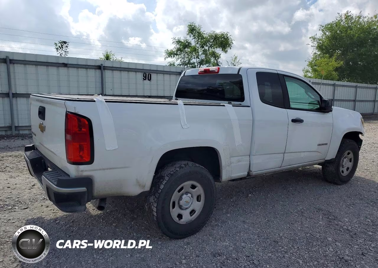 2019 Chevrolet Colorado VIN:1GCHSBEAXK1351389 - 3