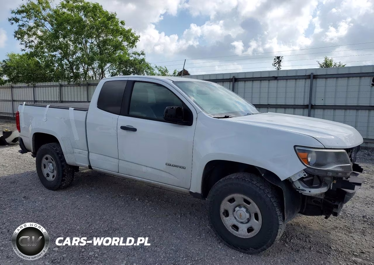 2019 Chevrolet Colorado VIN:1GCHSBEAXK1351389 - 4