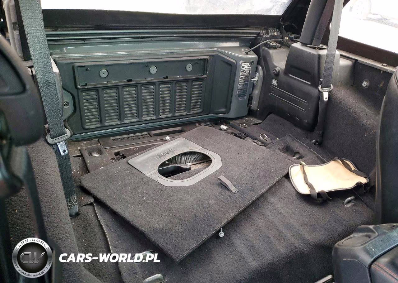 2021 Jeep Wrangler VIN:1C4HJXCN5MW655712 - 10