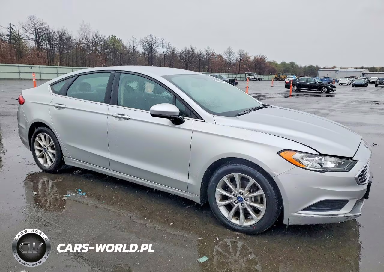 2017 Ford Fusion Se VIN:3FA6P0H72HR265480 - 4