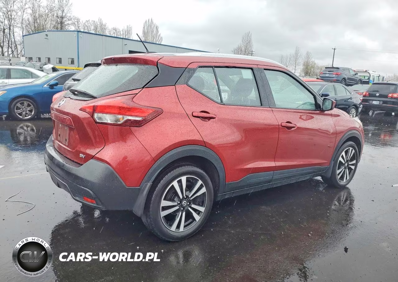 2018 Nissan Kicks Sv VIN:3N1CP5CU0JL517553 - 3