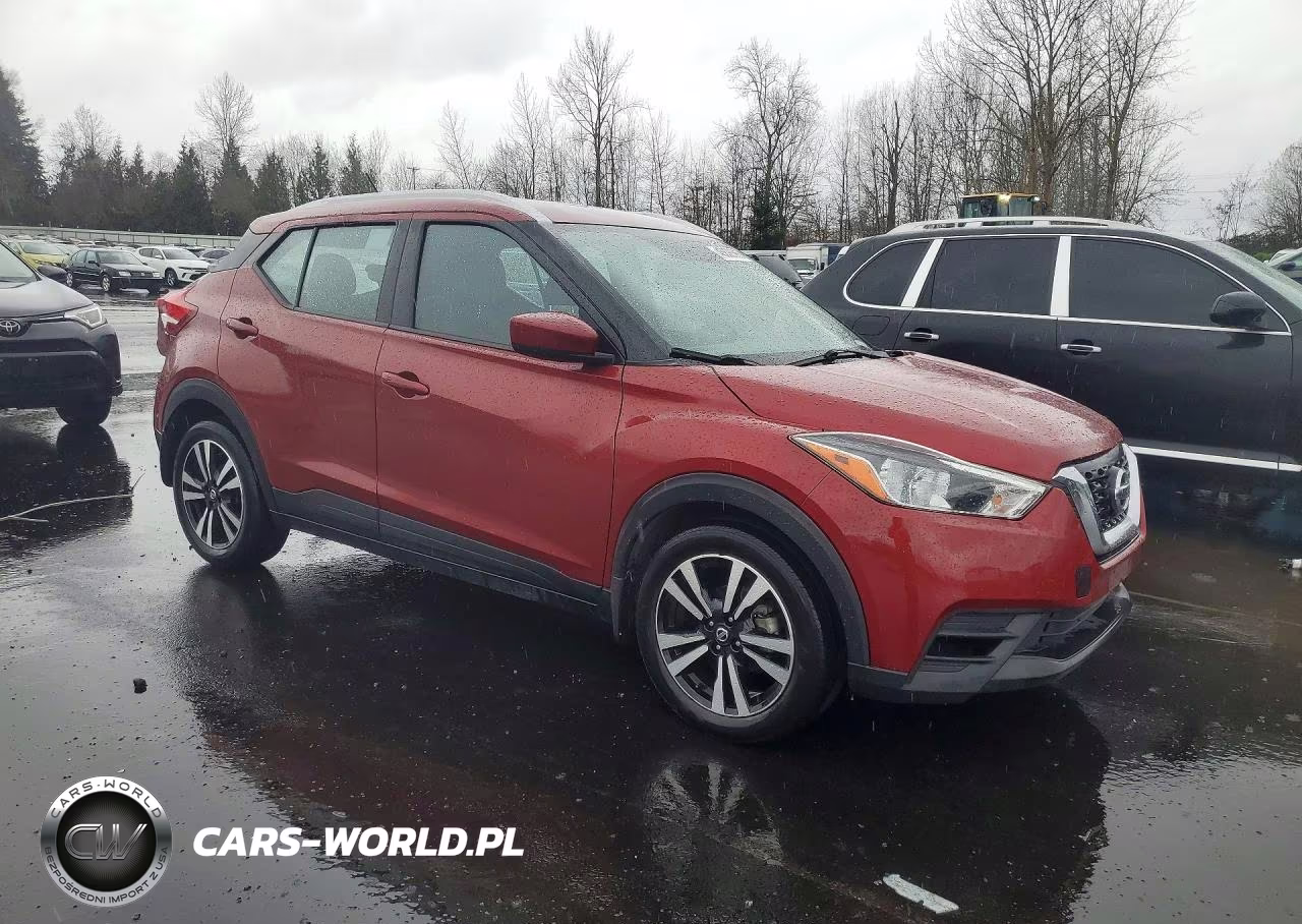 2018 Nissan Kicks Sv VIN:3N1CP5CU0JL517553 - 4
