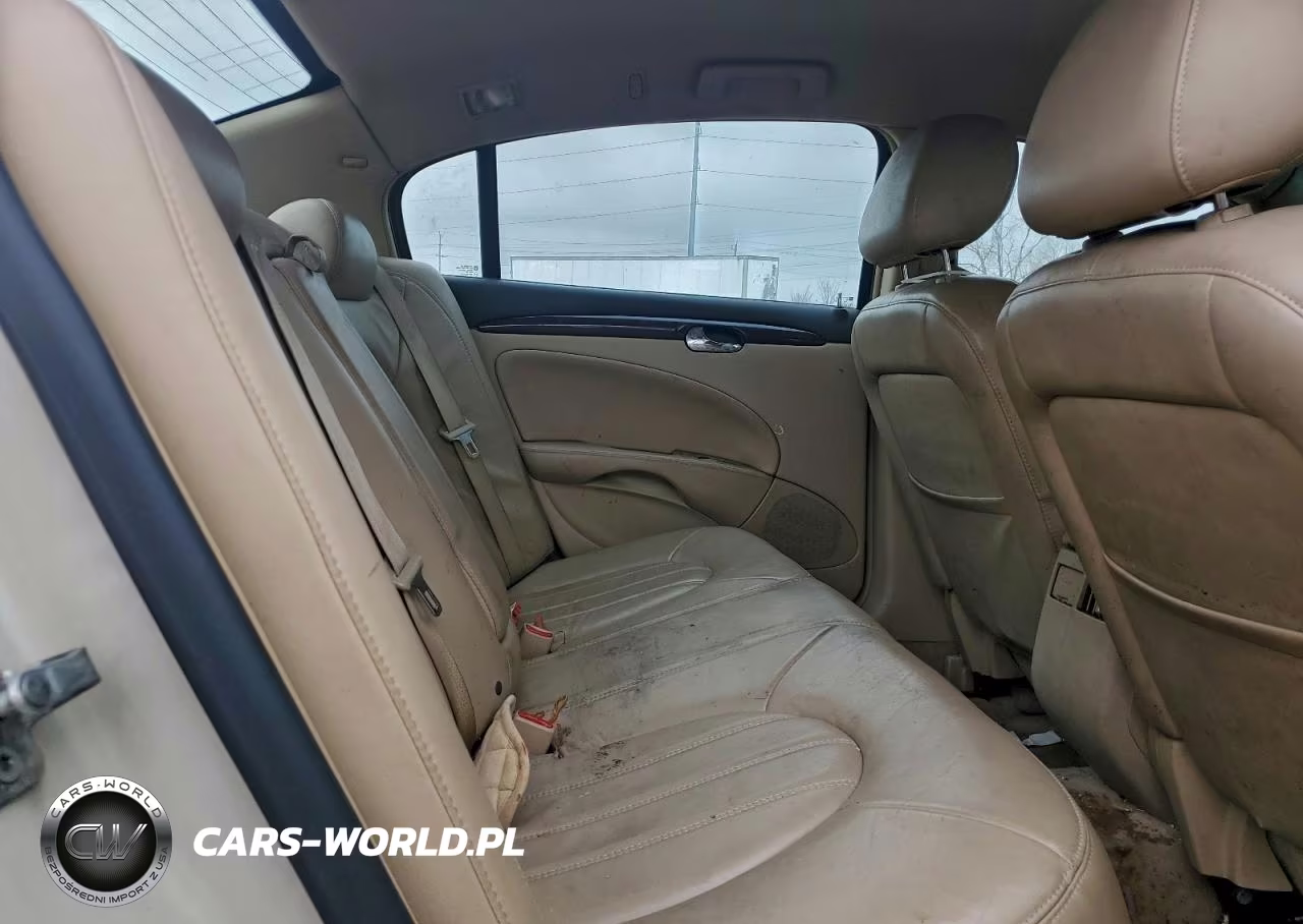 2011 Buick Lucerne VIN:1G4HJ5EM8BU117275 - 10