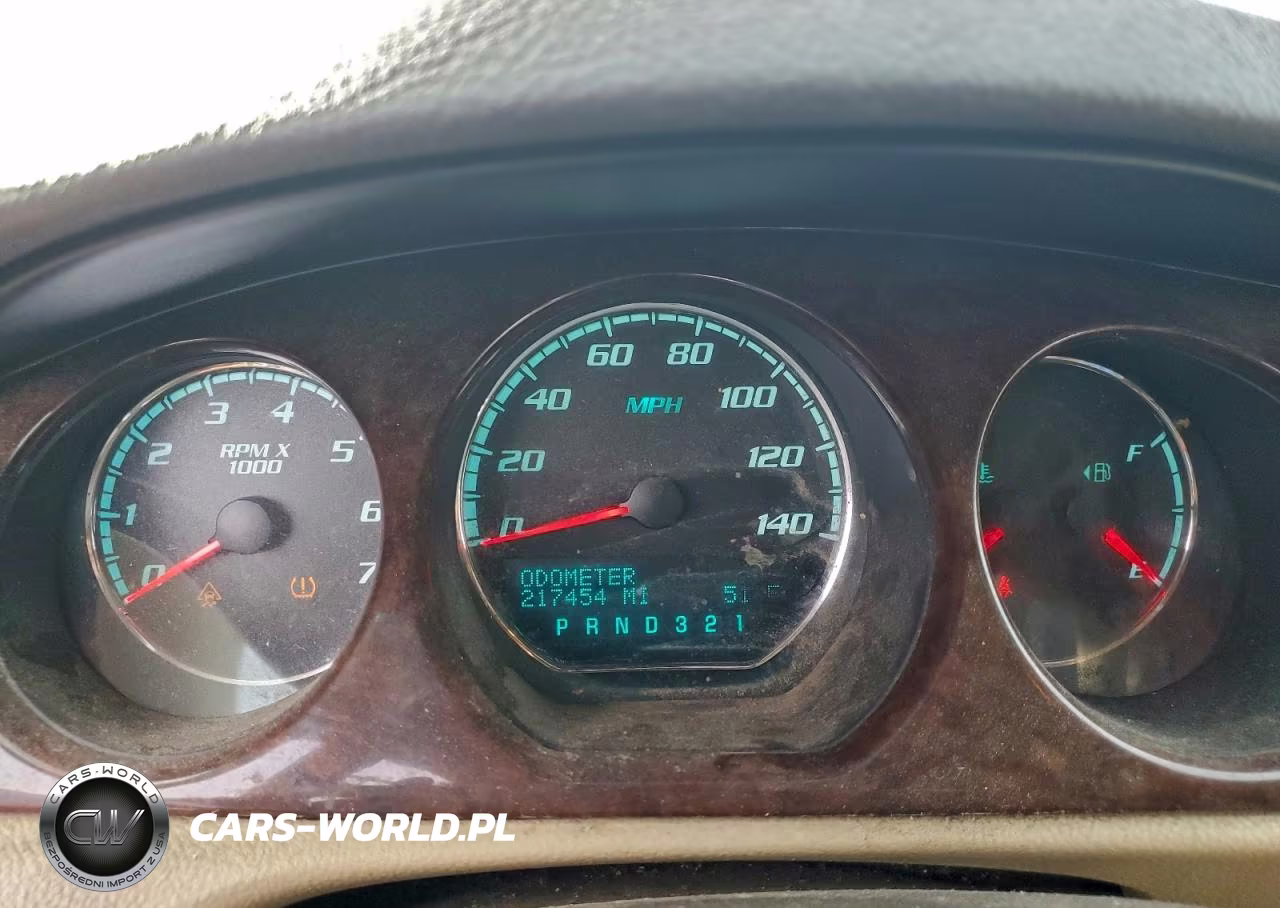 2011 Buick Lucerne VIN:1G4HJ5EM8BU117275 - 9