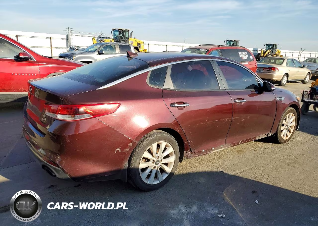 2018 Kia Optima Lx VIN:5XXGT4L39JG266393 - 3