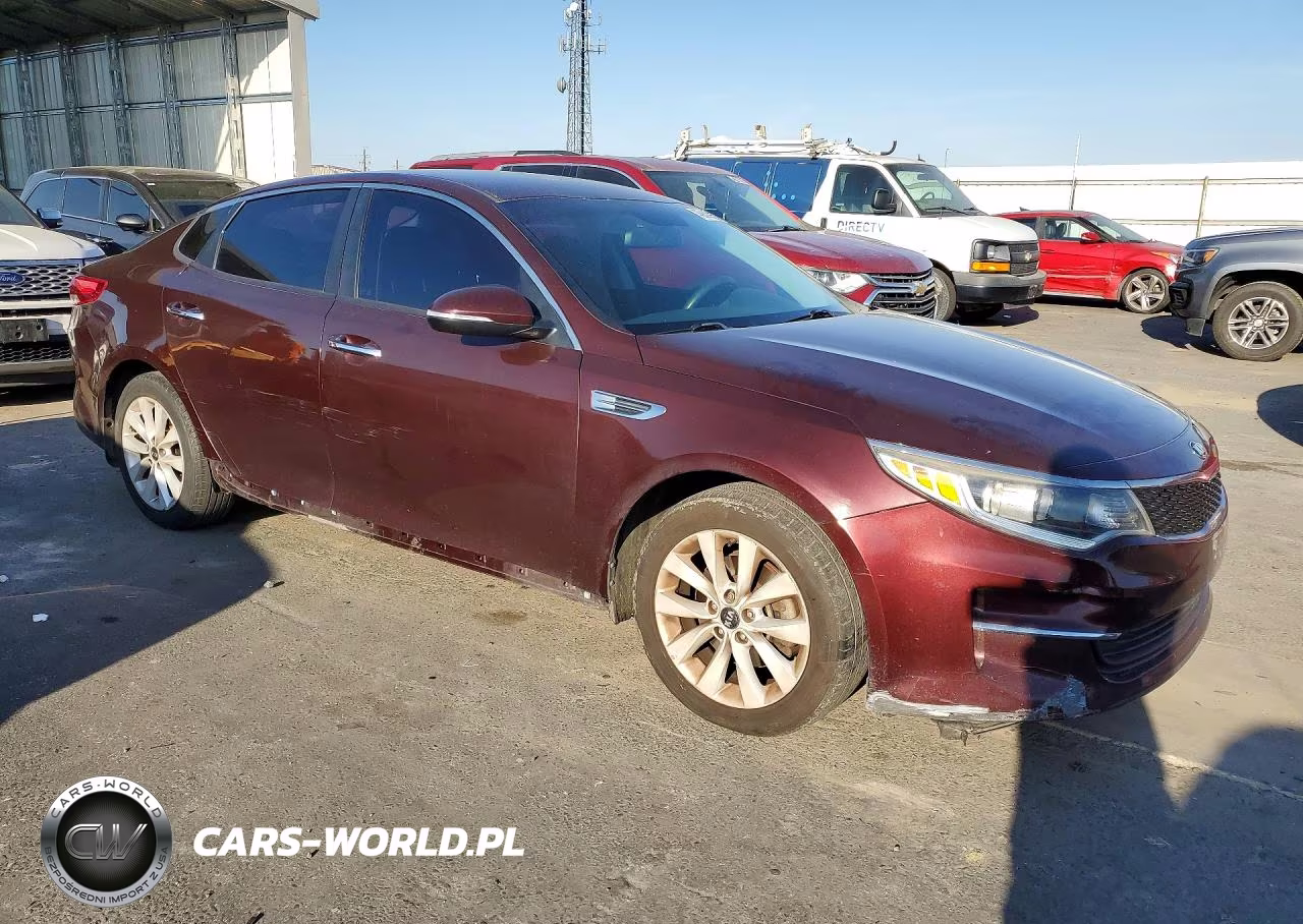 2018 Kia Optima Lx VIN:5XXGT4L39JG266393 - 4