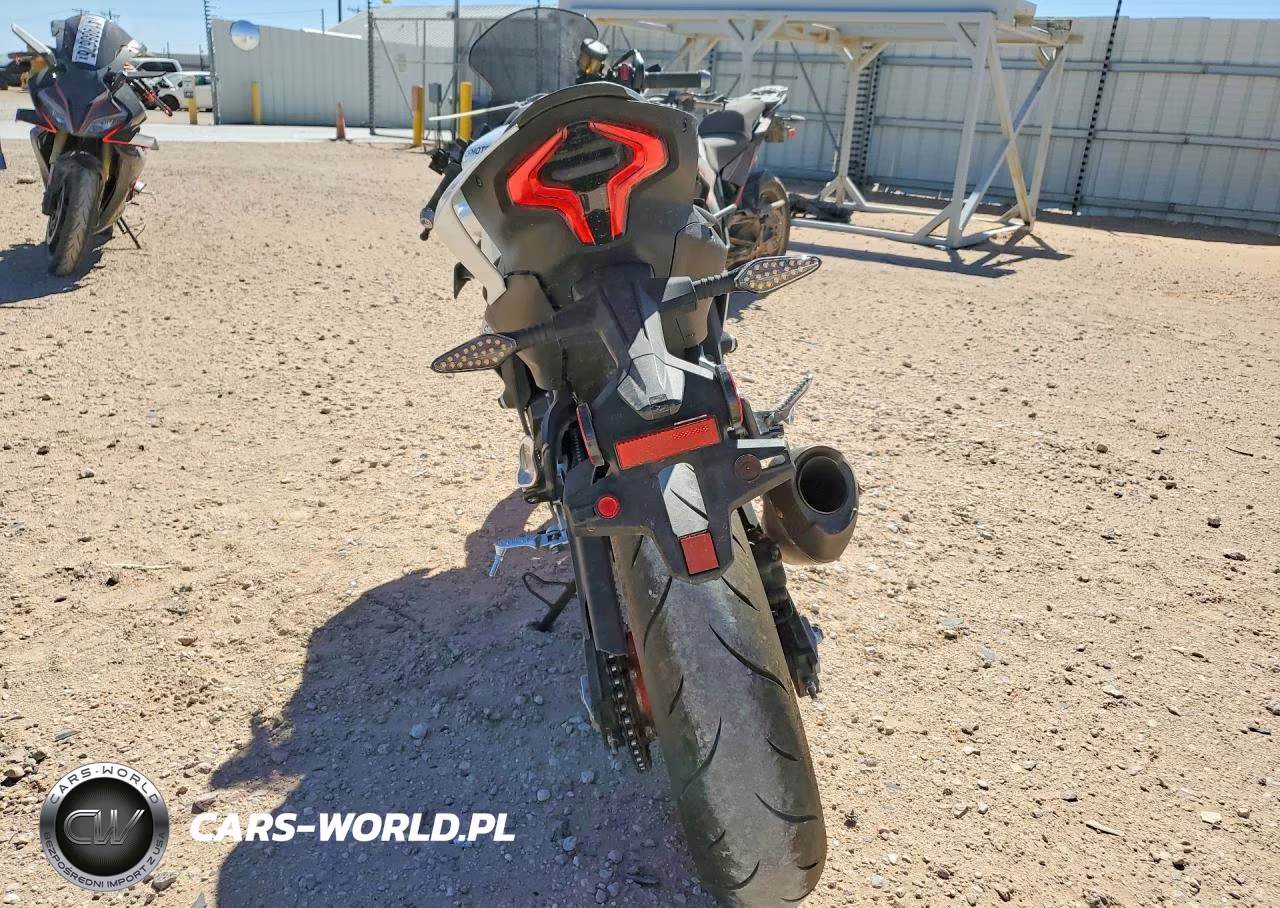 2025 Cfmoto Cfmoto VIN:LCEPESLA2S6002655 - 4