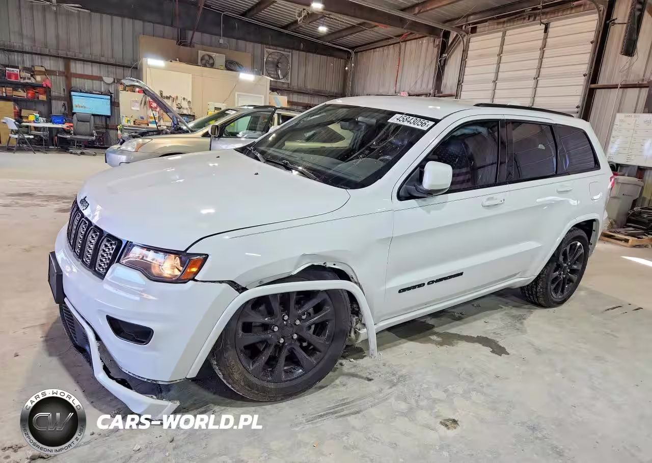 2018 Jeep Grand Cherokee Laredo