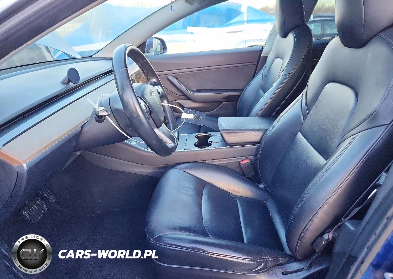 2018 Tesla Model 3 VIN:5YJ3E1EB0JF054786 - 7