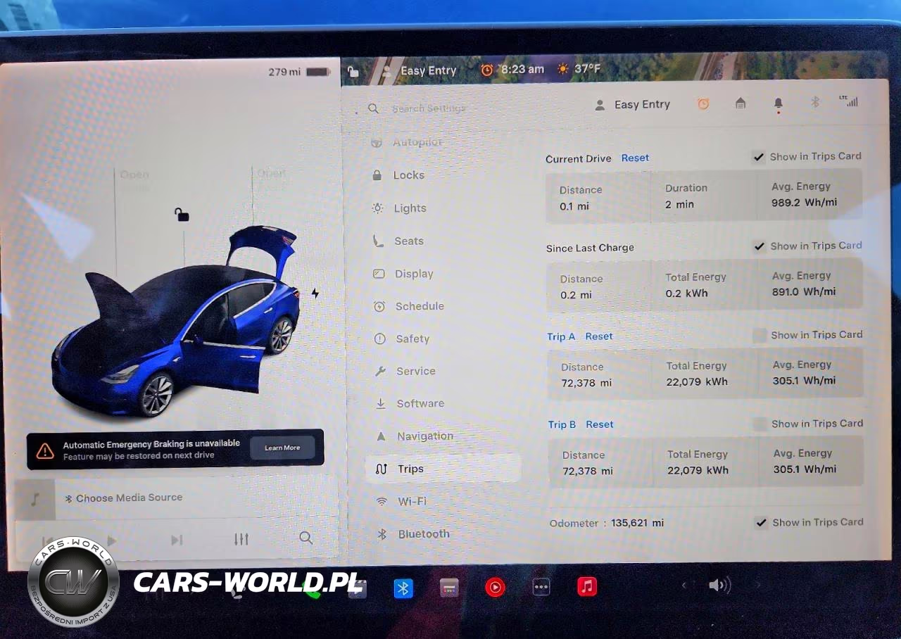 2018 Tesla Model 3 VIN:5YJ3E1EB0JF054786 - 9