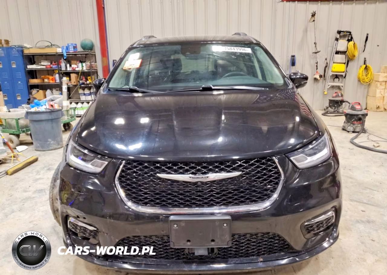 2022 Chrysler Pacifica Touring L VIN:2C4RC1BGXNR193303 - 5