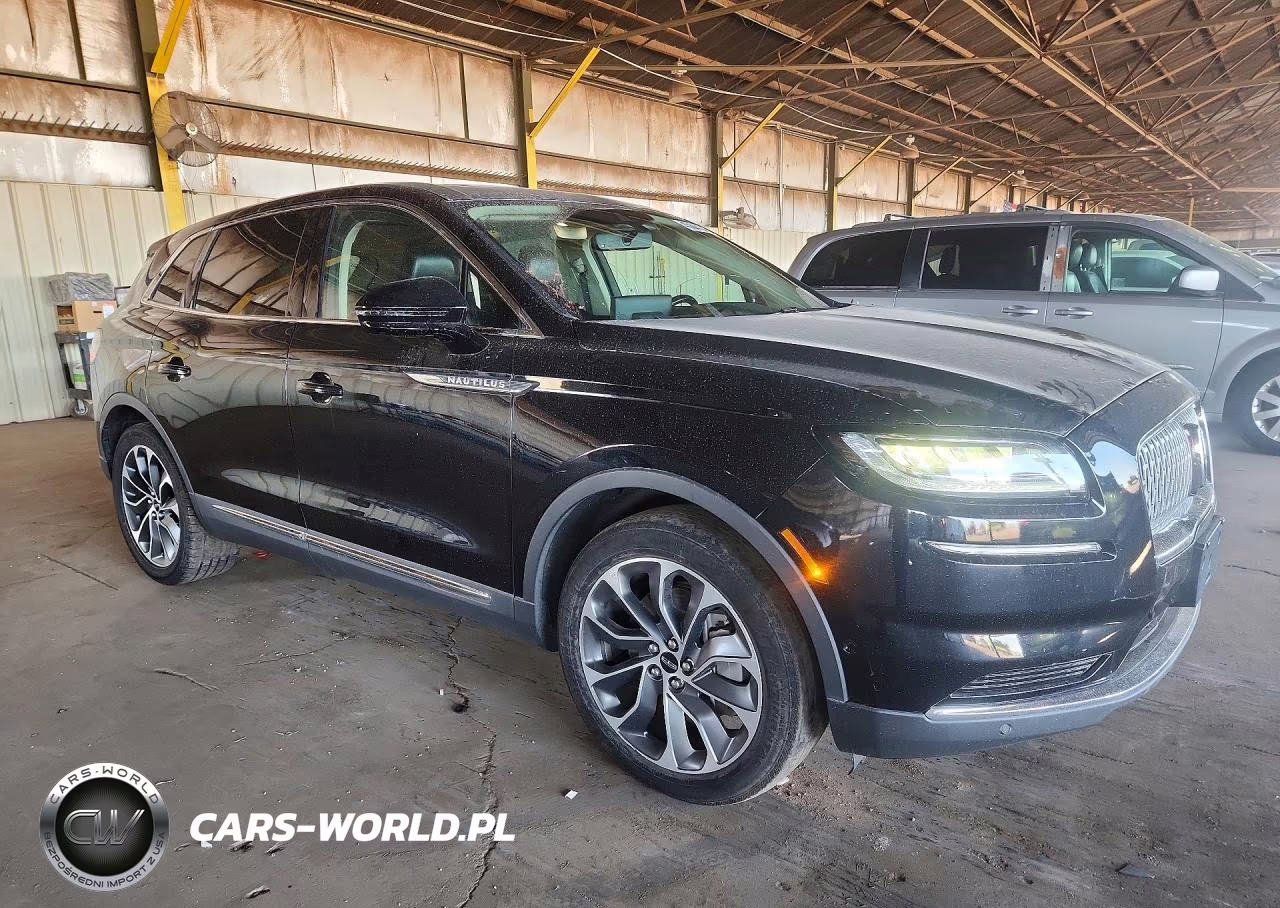 2023 Lincoln Nautilus Reserve VIN:2LMPJ6K95PBL06937 - 4