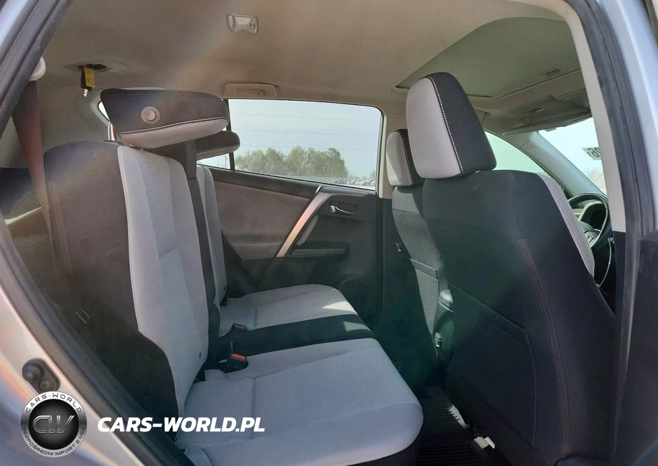 2018 Toyota Rav4 Xle VIN:JTMWFREV7JD126299 - 11