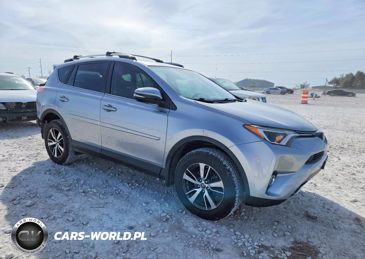 2018 Toyota Rav4 Xle VIN:JTMWFREV7JD126299 - 4