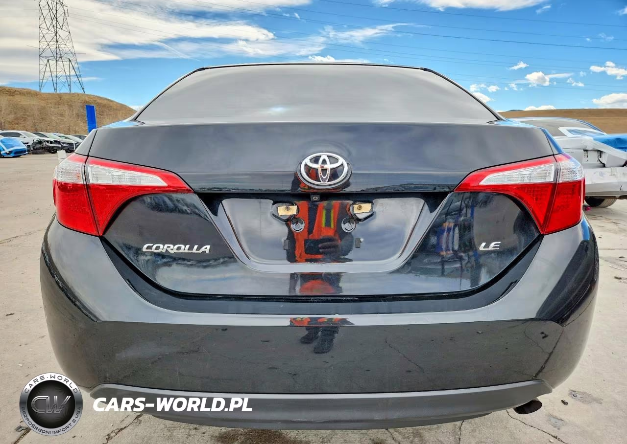 2015 Toyota Corolla Le Plus VIN:5YFBURHE5FP306191 - 6