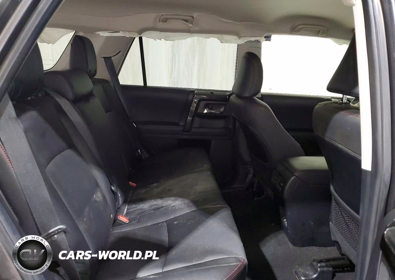 2020 Toyota 4Runner Trd Off-Road Premium VIN:JTEBU5JR9L5761393 - 11