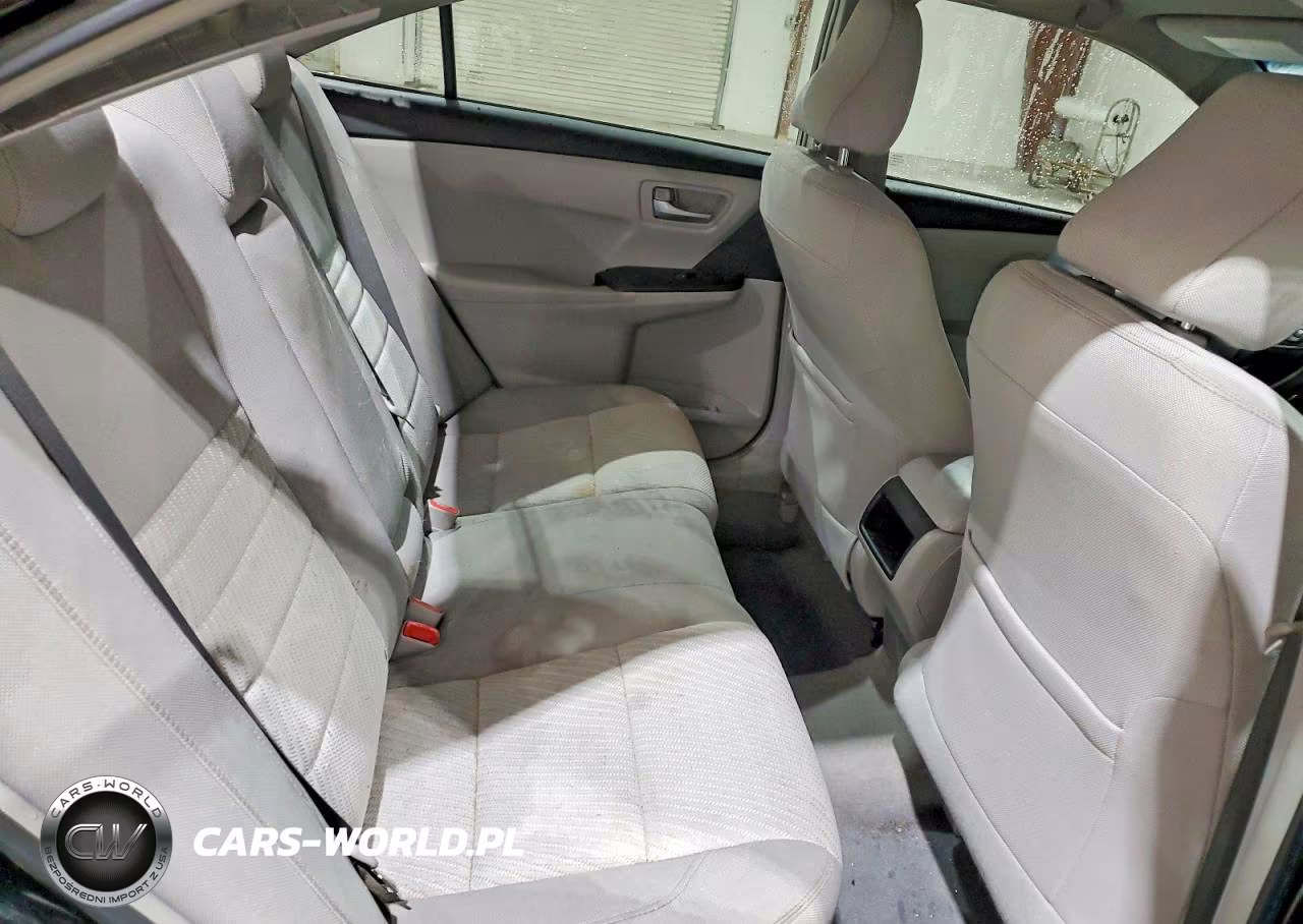2017 Toyota Camry Le VIN:4T1BF1FK0HU311692 - 10