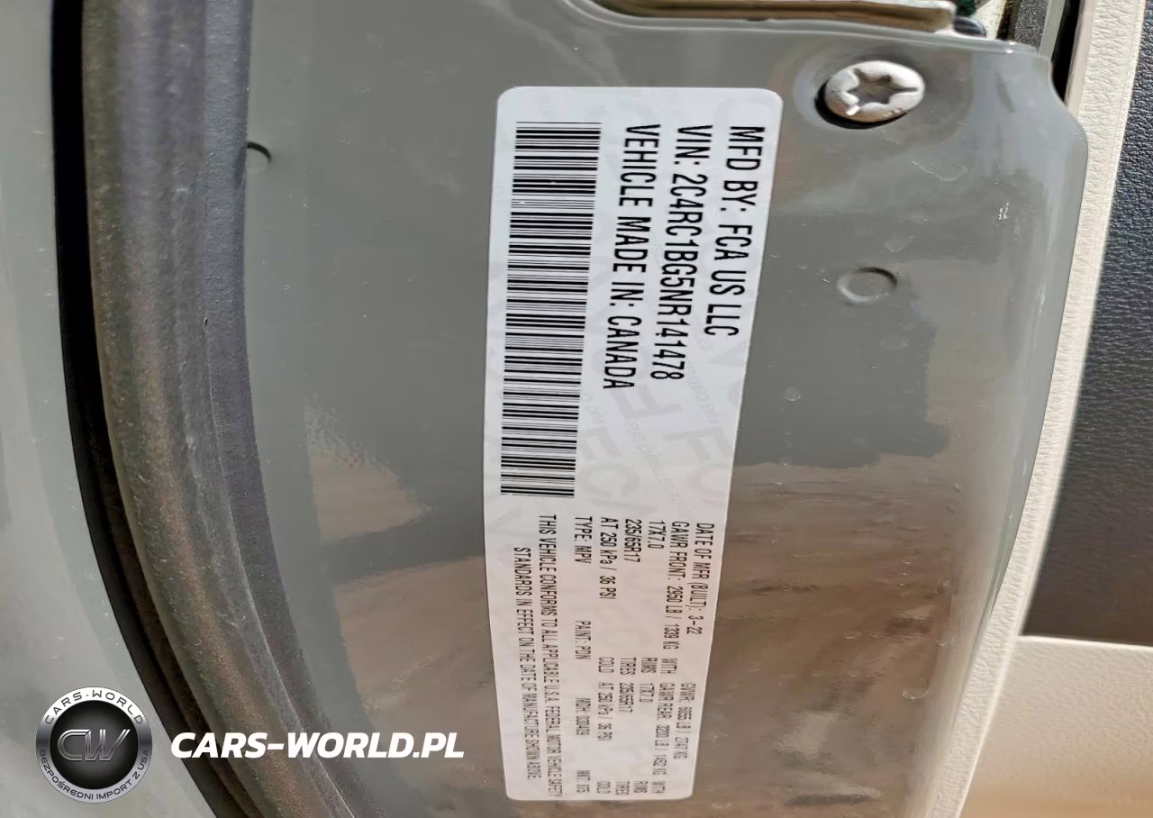2022 Chrysler Pacifica Touring L VIN:2C4RC1BG5NR141478 - 13