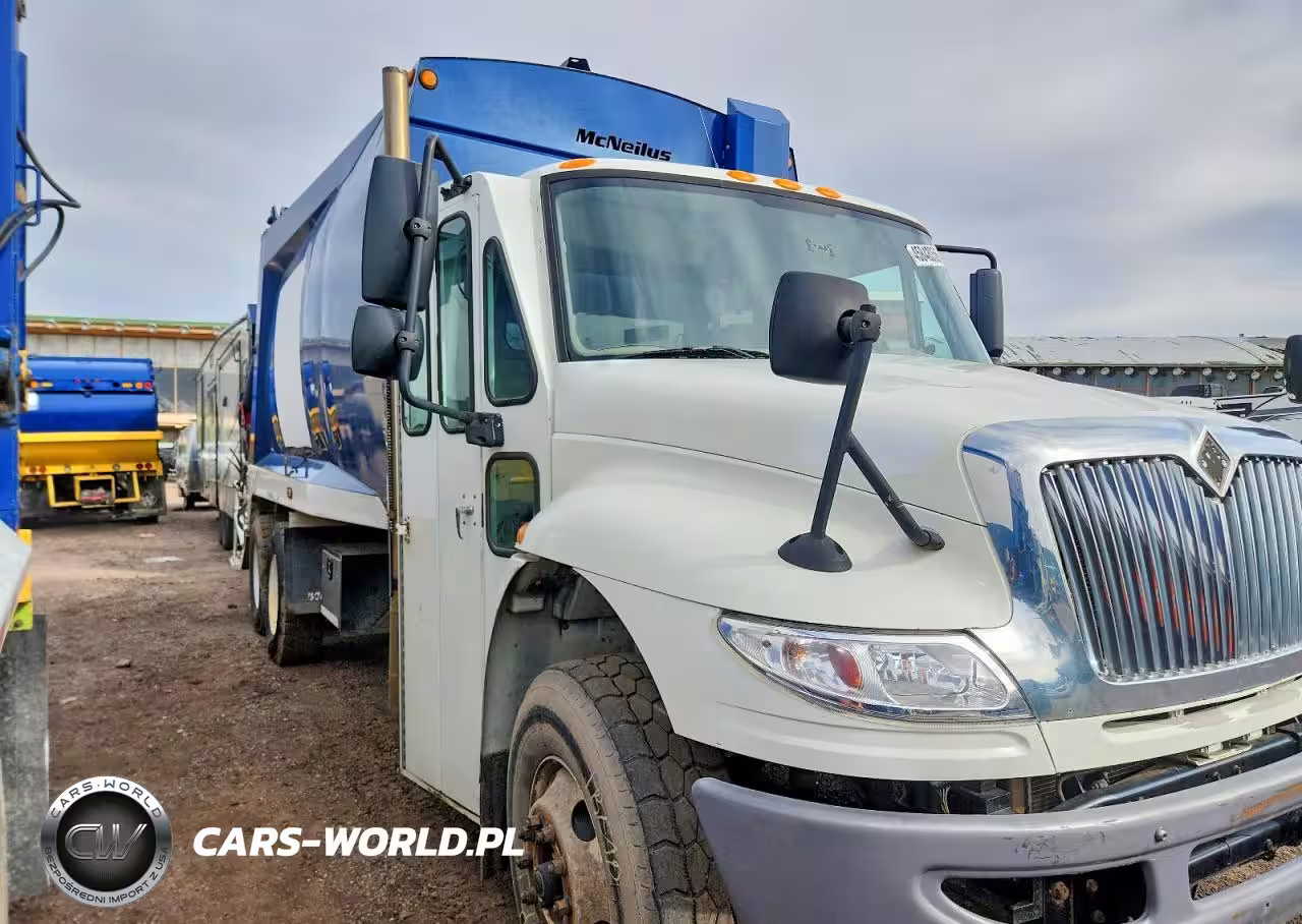 2012 International 4400 Refuse Truck