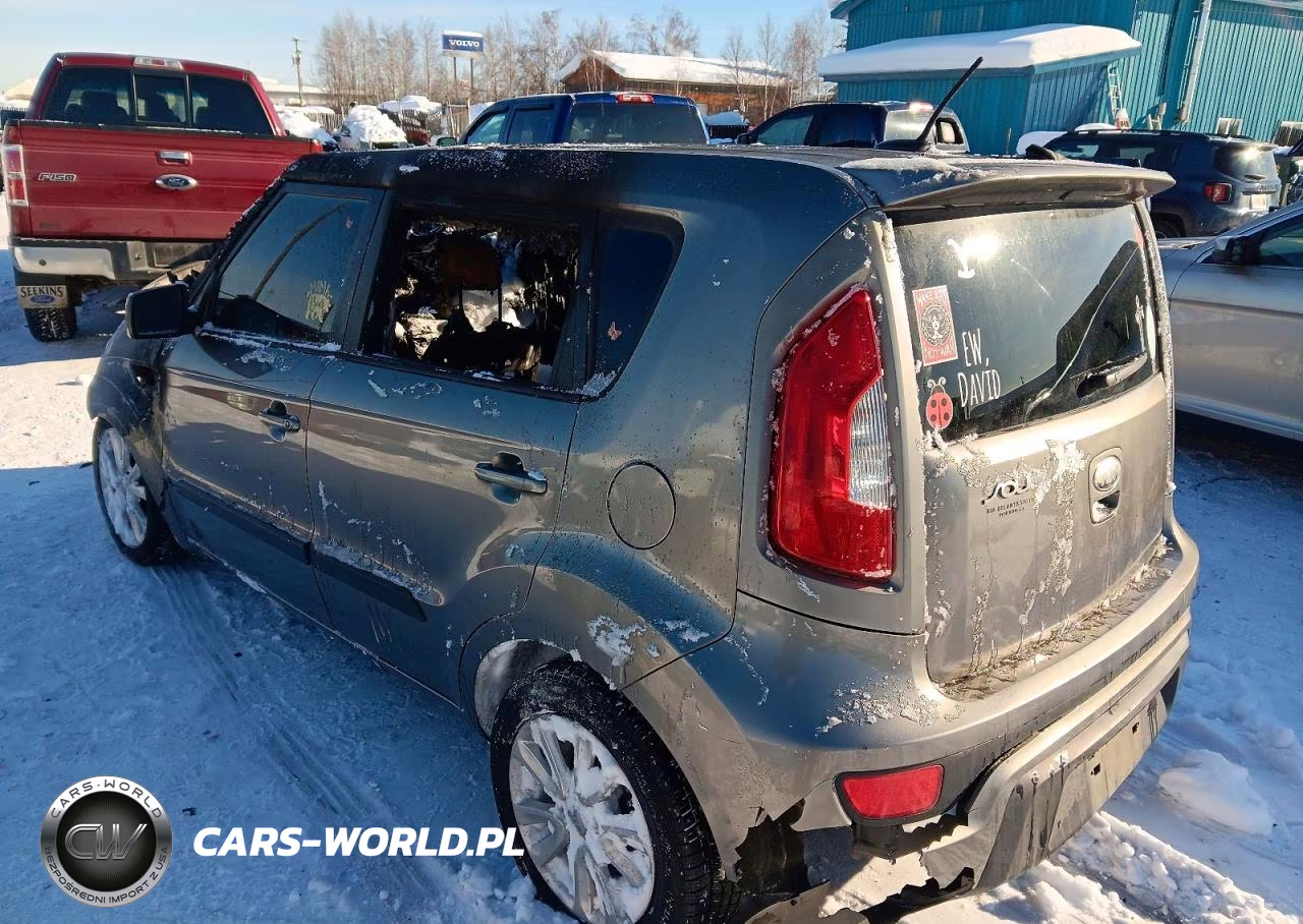 2013 Kia Soul Base VIN:KNDJT2A5XD7614228 - 2