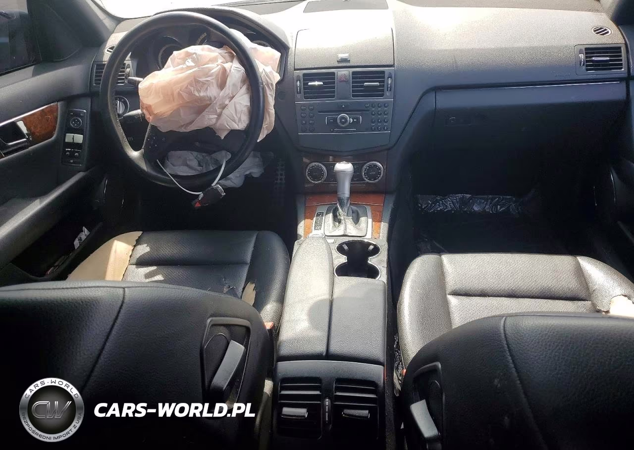 2011 Mercedes-Benz C 300 VIN:WDDGF5EB9BA473273 - 8