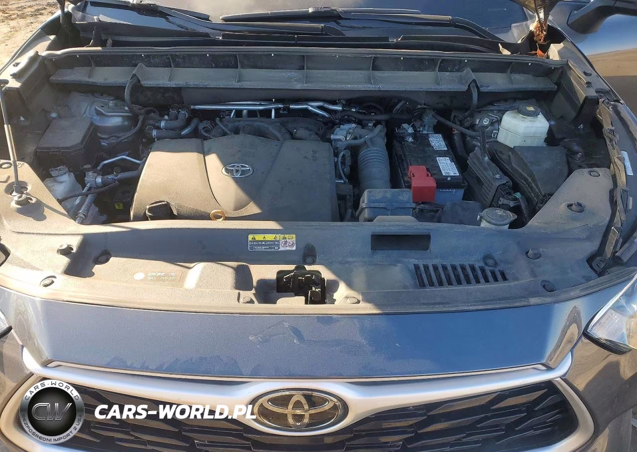 2021 Toyota Highlander Le VIN:5TDBZRBHXMS091755 - 12