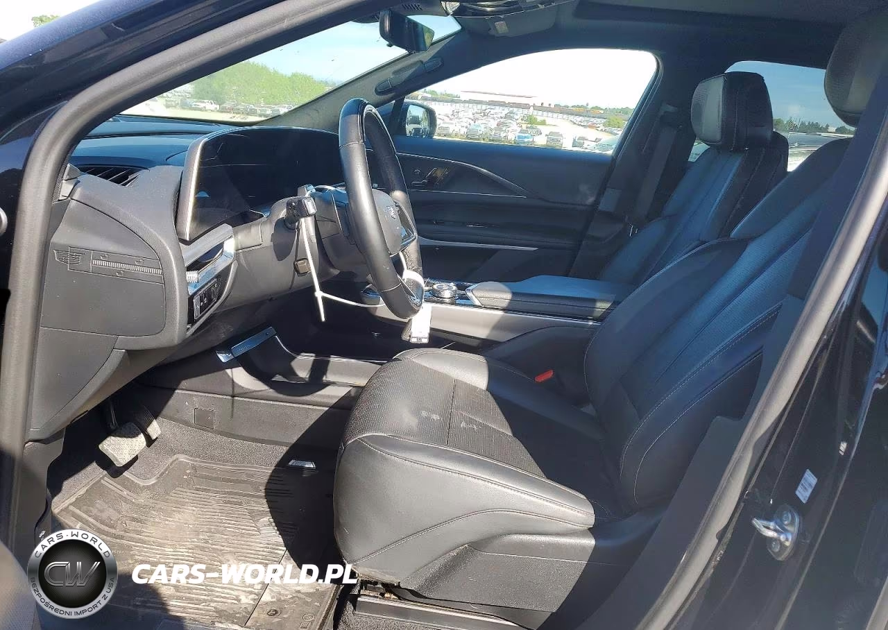2024 Cadillac Lyriq Luxury VIN:1GYKPSRL7RZ125691 - 7