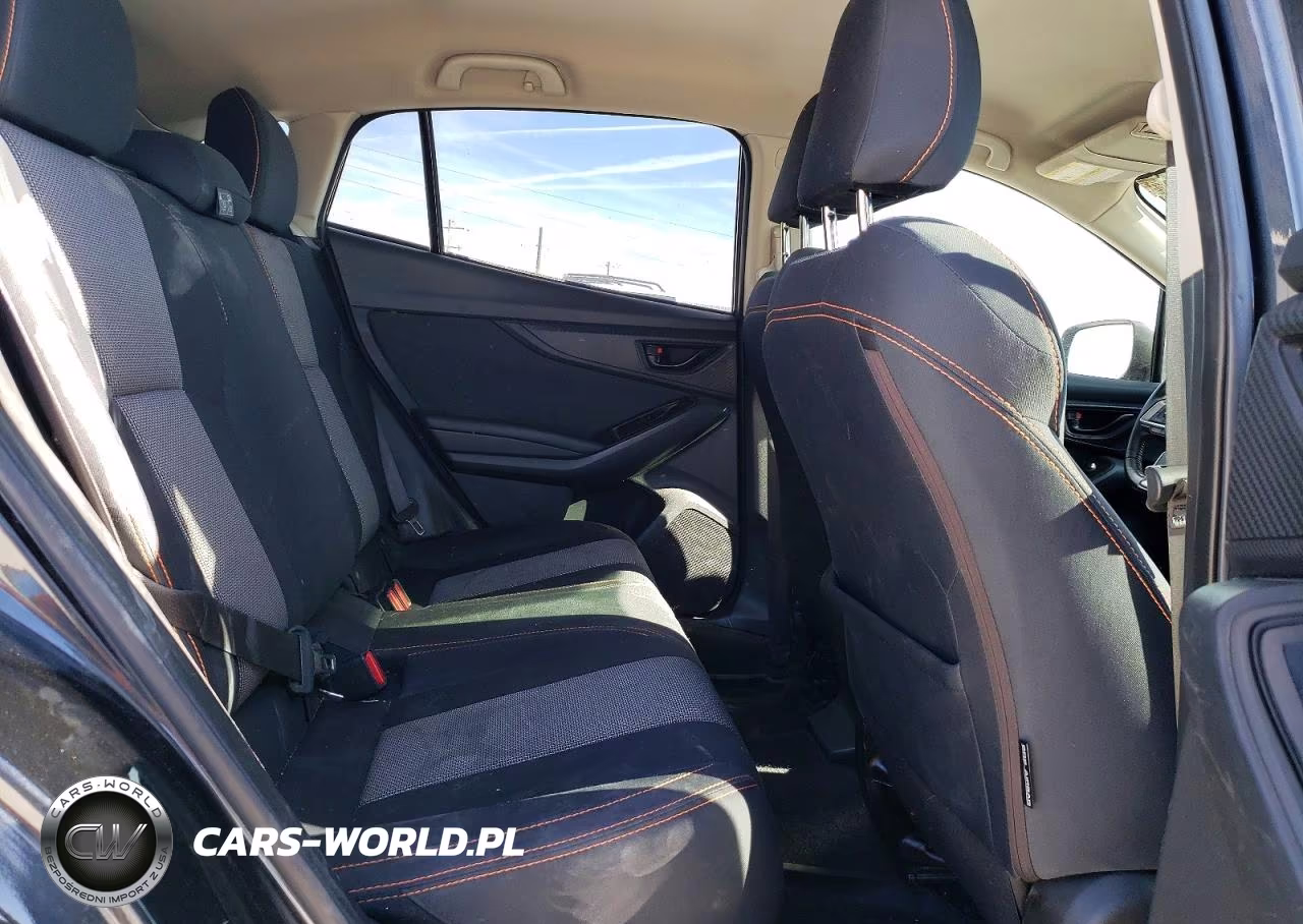 2019 Subaru Crosstrek Premium VIN:JF2GTACC2KG236663 - 11