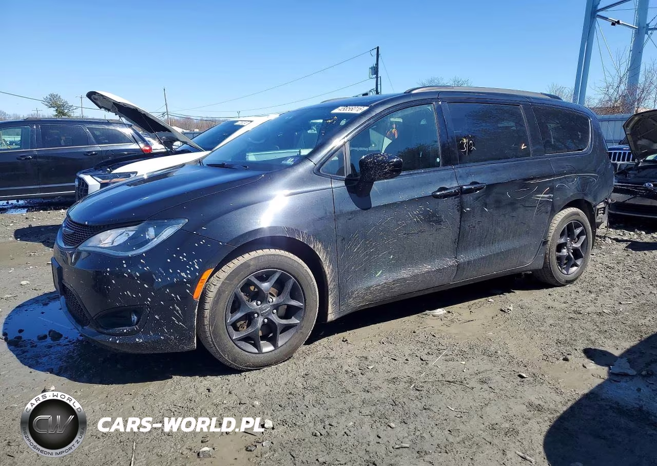2019 Chrysler Pacifica Touring L