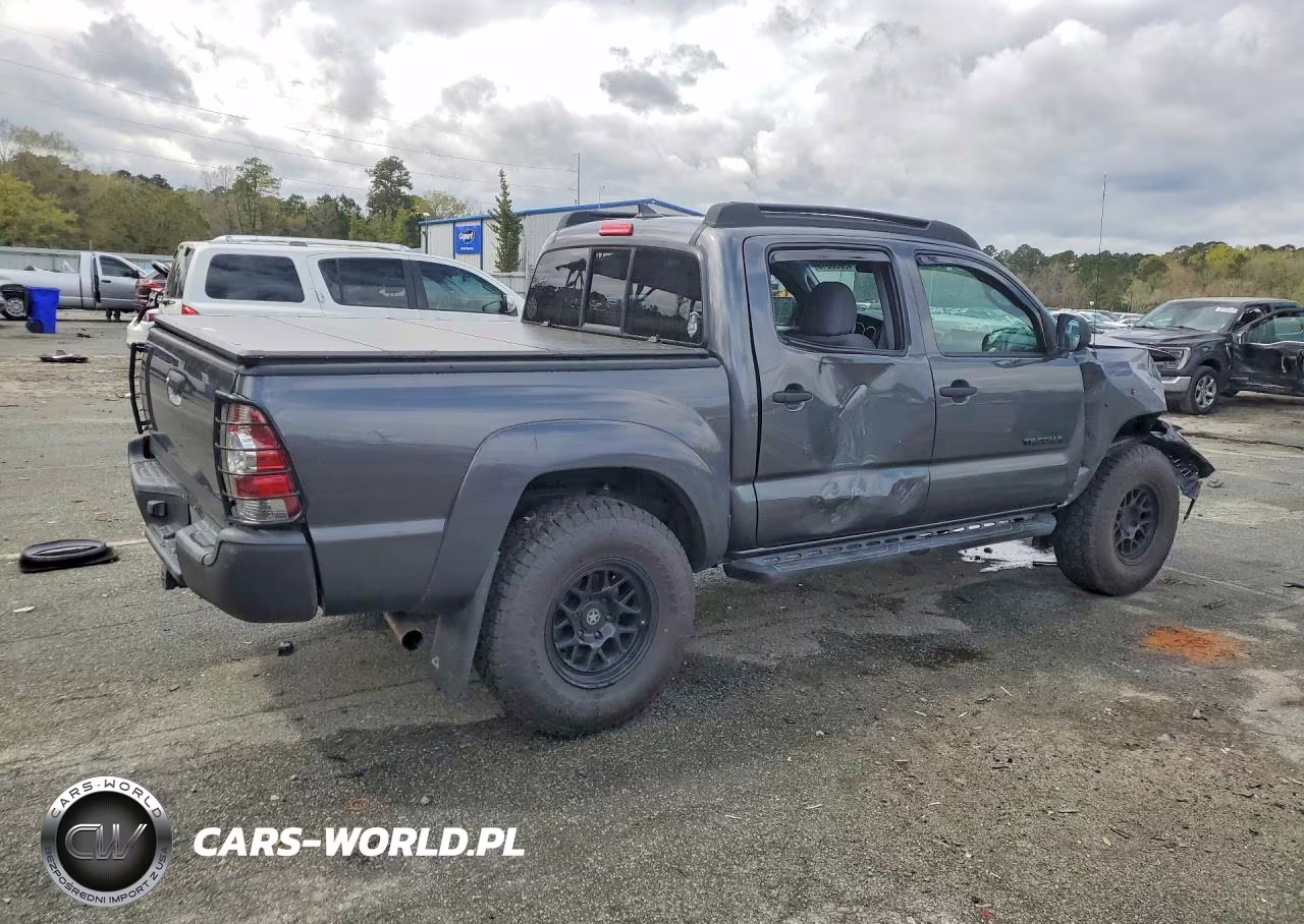 2014 Toyota Tacoma V6 VIN:3TMLU4EN0EM146691 - 3