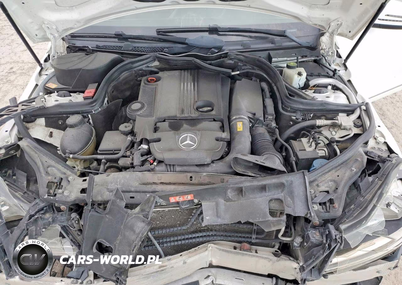 2014 Mercedes-Benz C 250 VIN:WDDGF4HB1ER309656 - 11