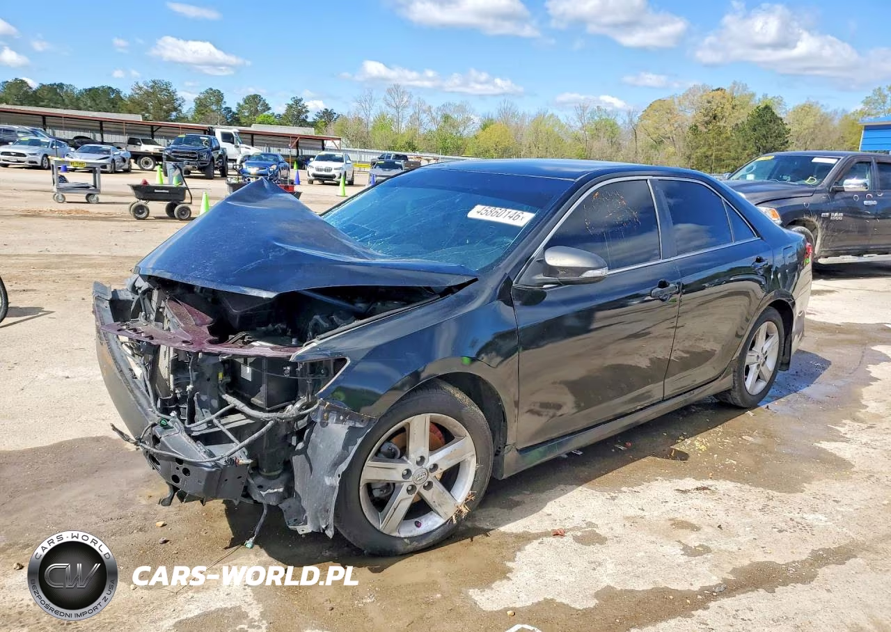 2014 Toyota Camry Se – zdjęcie 1 z 12