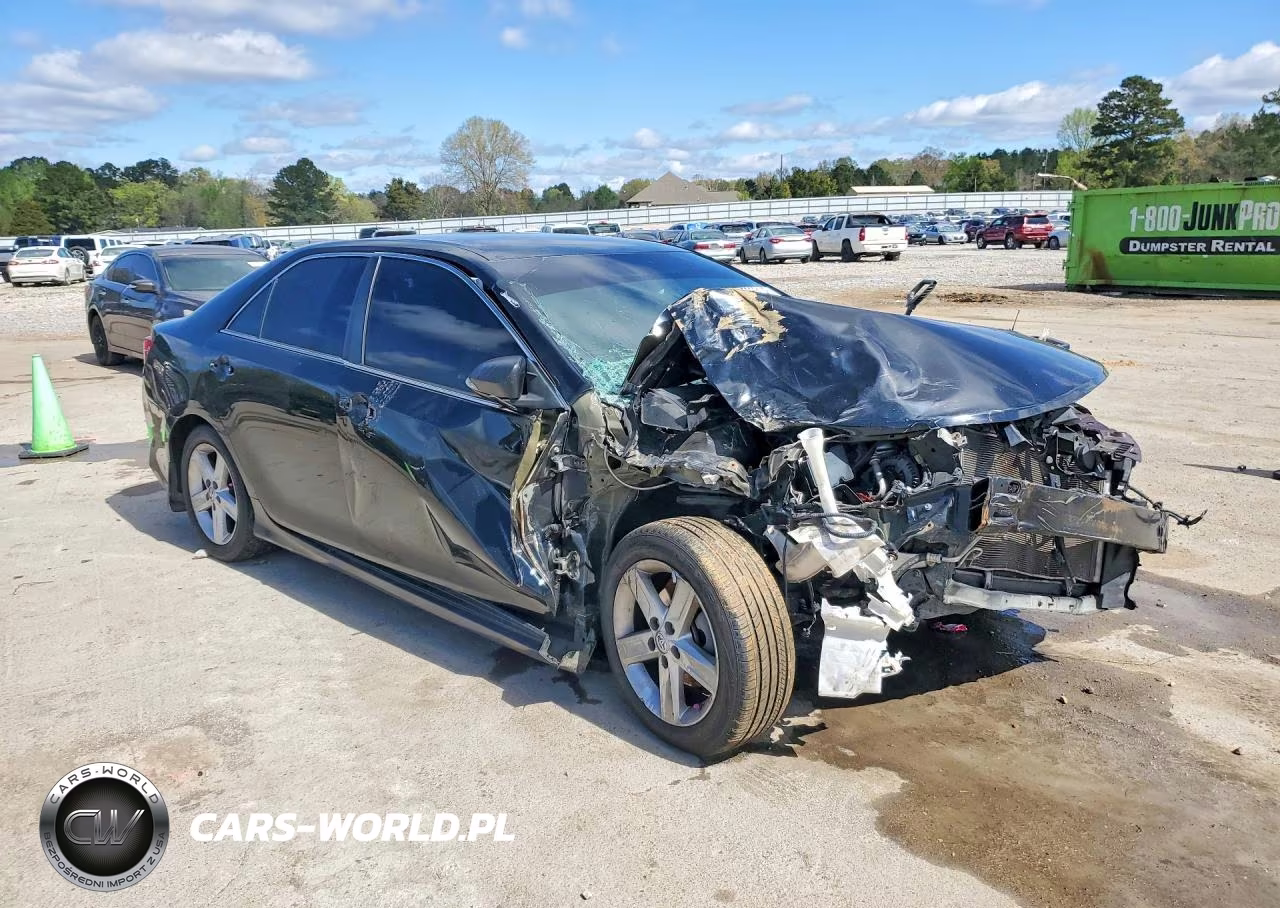 2014 Toyota Camry Se VIN:4T1BF1FK9EU824600 - 4