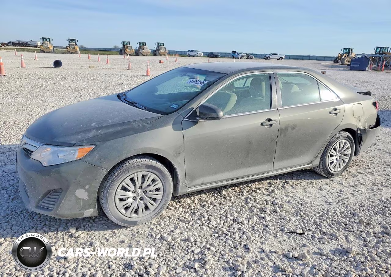 2014 Toyota Camry Le