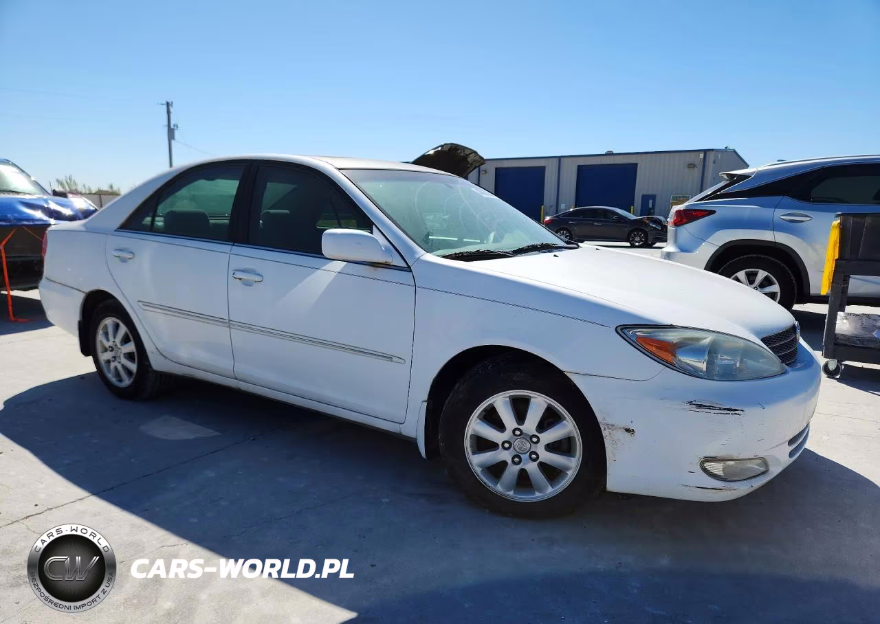 2004 Toyota Camry Xle V6 VIN:4T1BF32KX4U070400 - 4