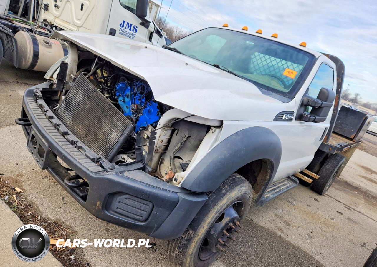 2013 Ford F450 Super Duty Flatbed Truck