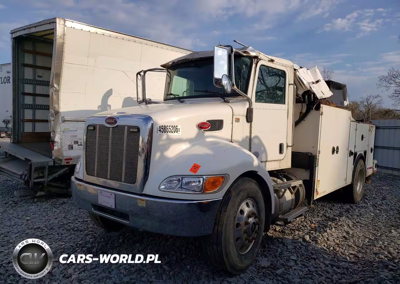 2022 Peterbilt 337 Service Truck