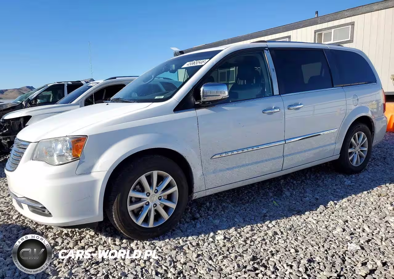 2015 Chrysler Town & Country Limited Platinum