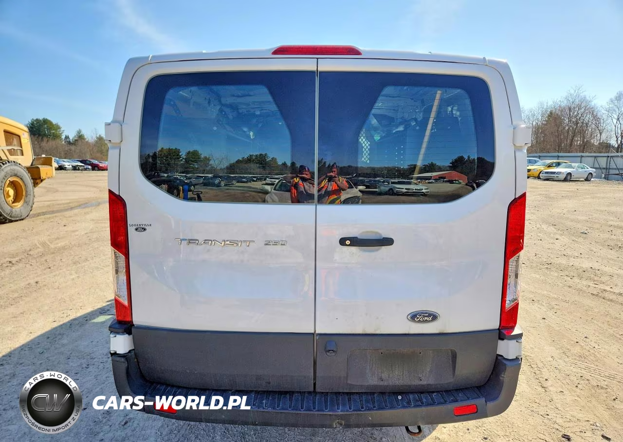 2022 Ford Transit T-250 VIN:1FTBR1Y86NKA38620 - 6