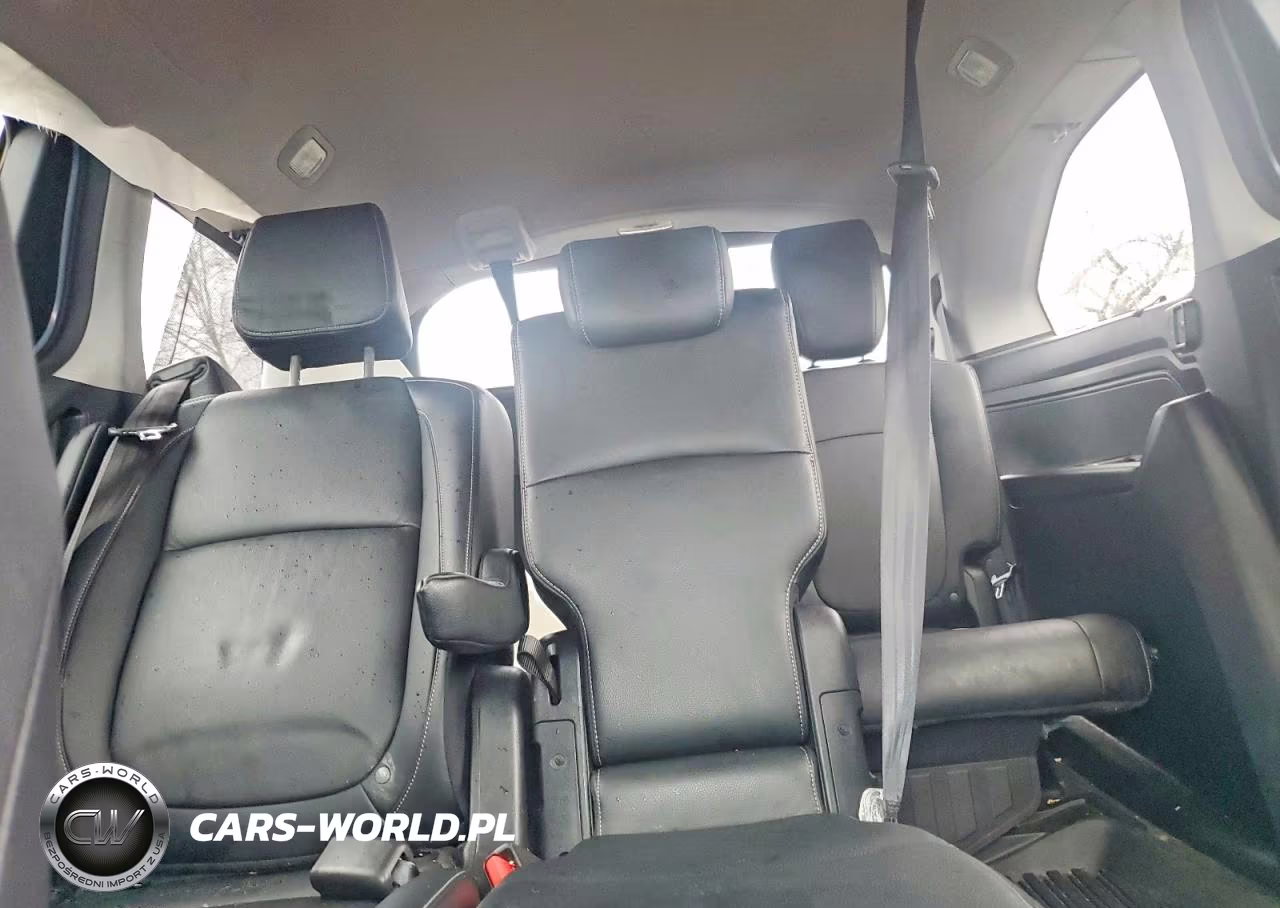 2024 Honda Odyssey Touring VIN:5FNRL6H83RB027705 - 10