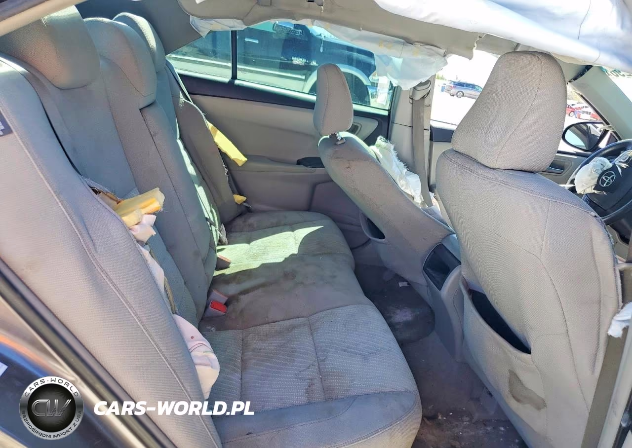 2017 Toyota Camry Le VIN:4T1BF1FK8HU719583 - 10