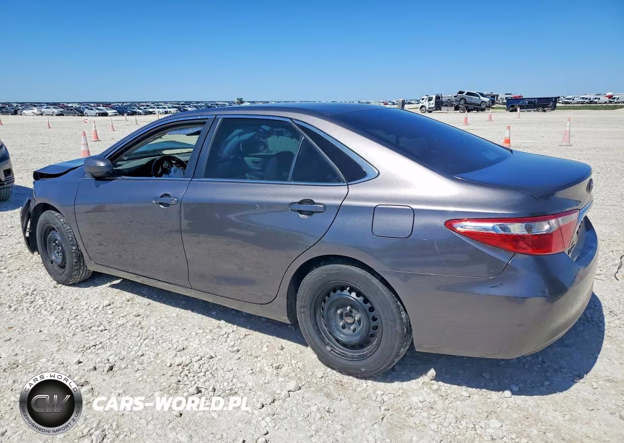 2017 Toyota Camry Le VIN:4T1BF1FK8HU719583 - 2