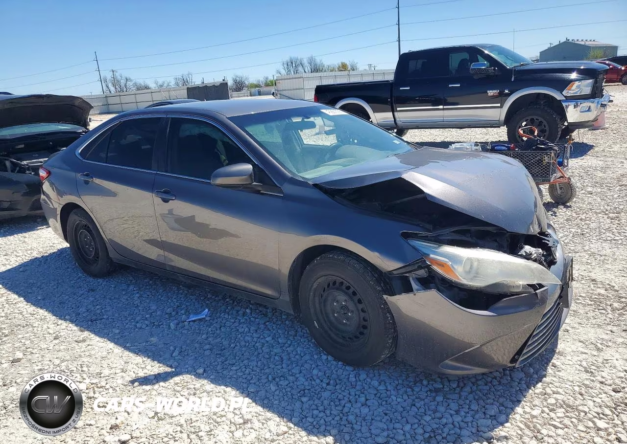 2017 Toyota Camry Le VIN:4T1BF1FK8HU719583 - 4