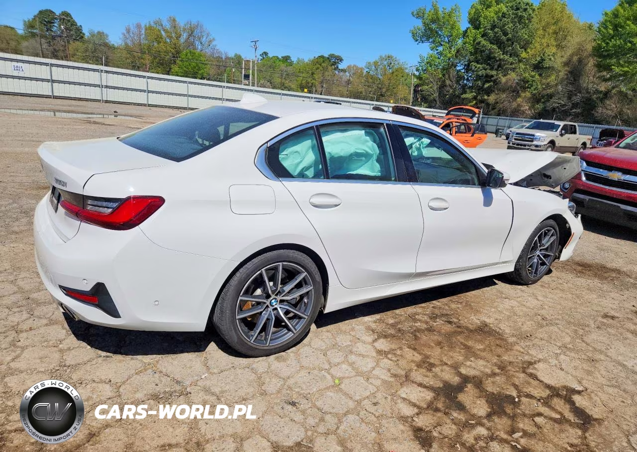 2020 BMW 330I VIN:3MW5R1J01L8B14001 - 3