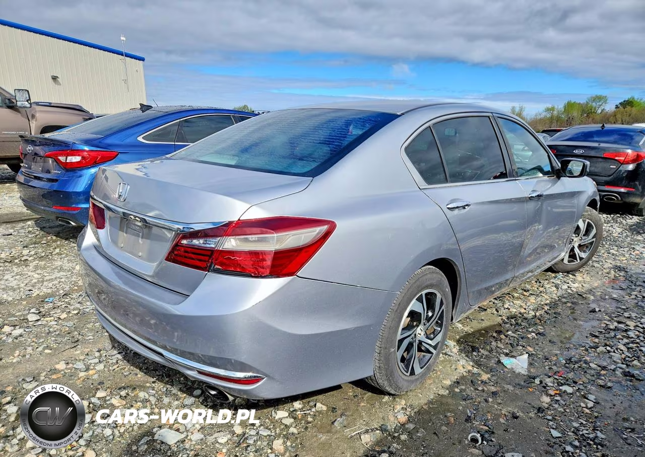 2017 Honda Accord Lx VIN:1HGCR2F32HA209649 - 3
