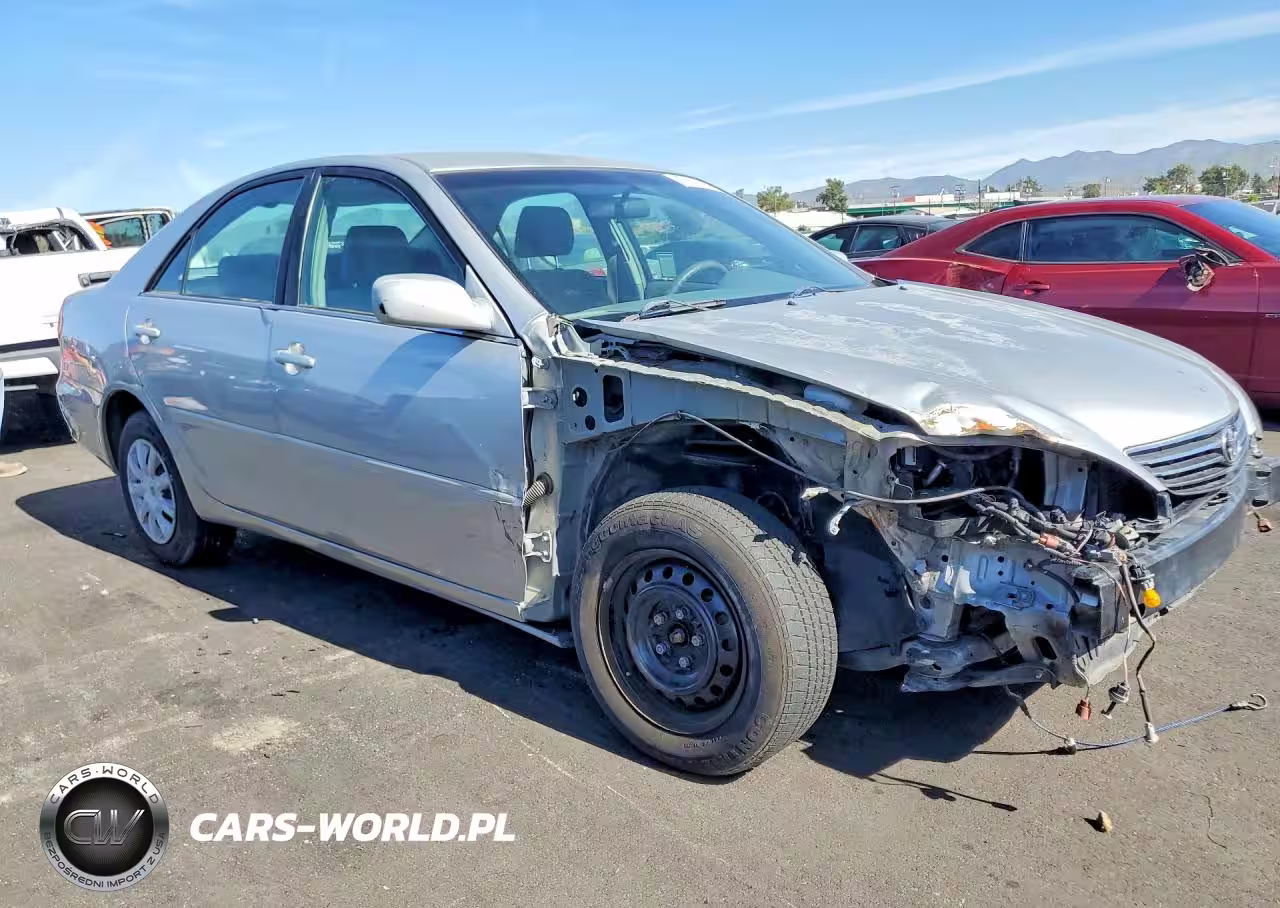 2005 Toyota Camry Le VIN:4T1BE32K05U035692 - 4