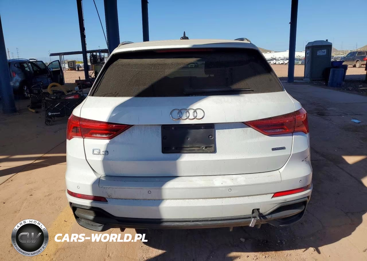 2020 Audi Q3 Premium S Line VIN:WA1DECF34L1097993 - 6