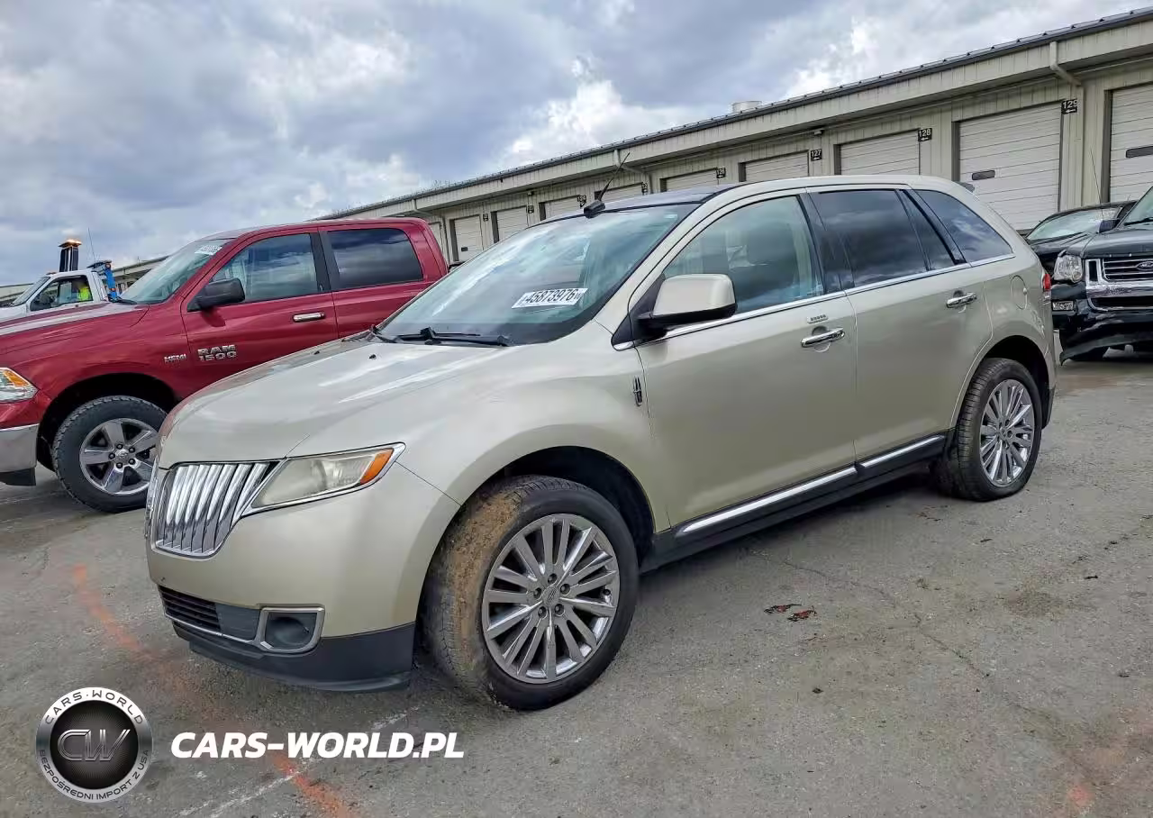 2011 Lincoln Townhouse Mkx