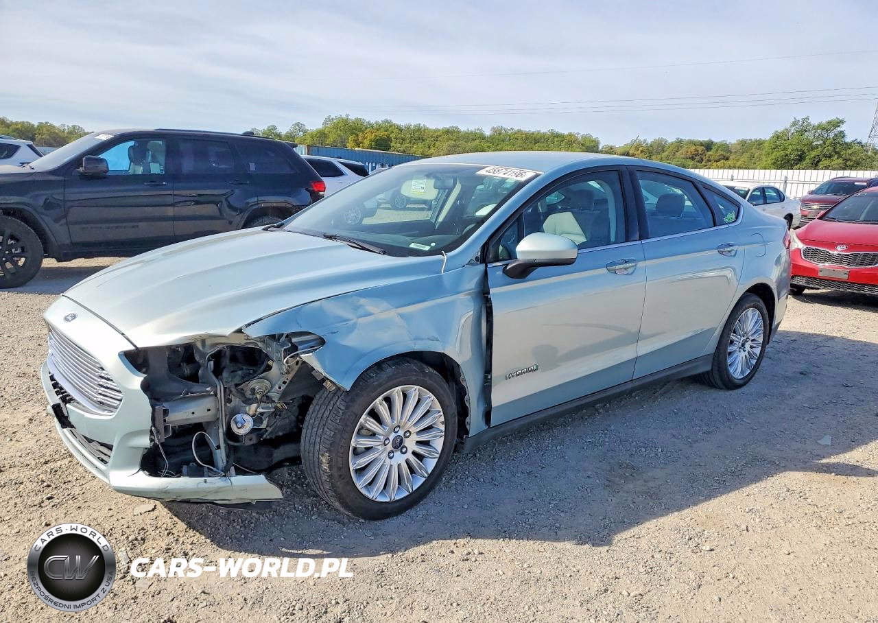 2014 Ford Fusion S Hybrid